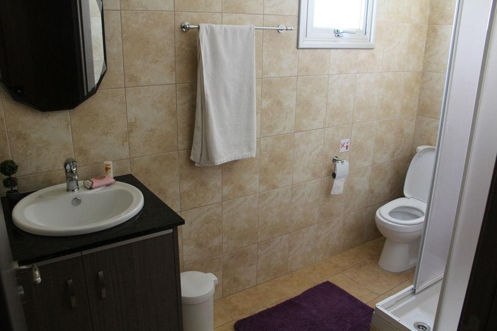 Maria Zintili Apartments Agia Napa Buitenkant foto