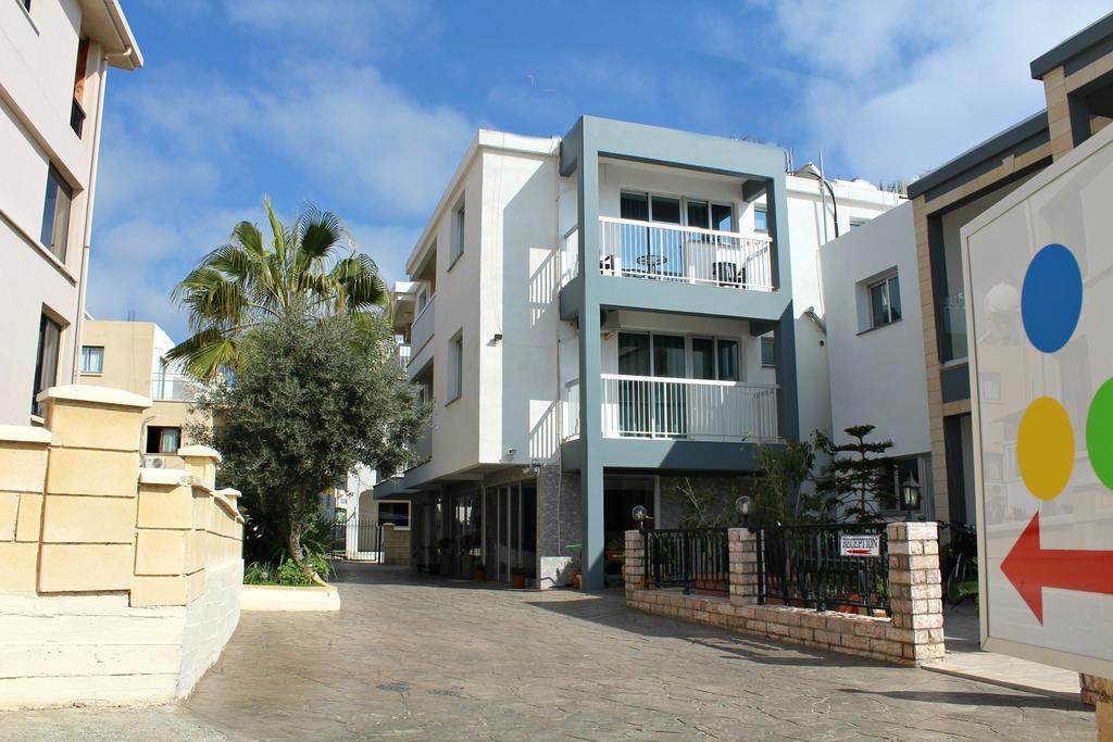 Maria Zintili Apartments Agia Napa Buitenkant foto
