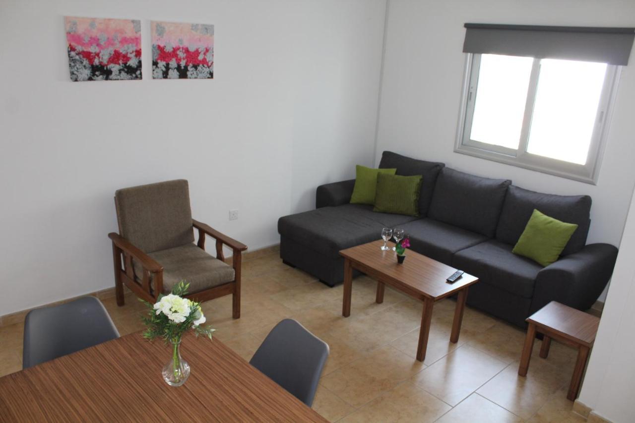 Maria Zintili Apartments Agia Napa Buitenkant foto